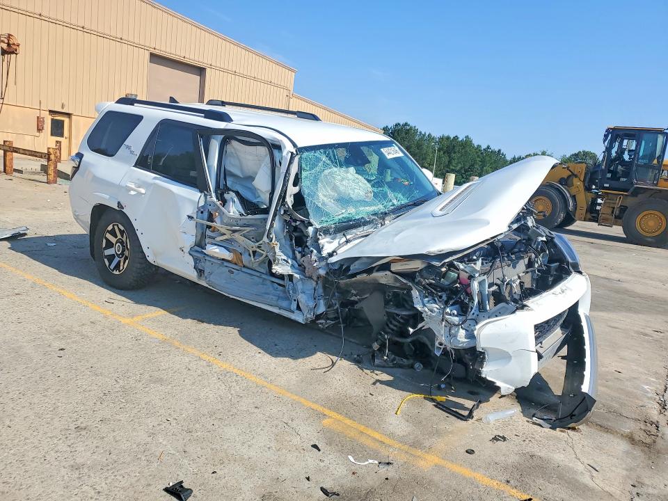 2024 Toyota 4runner მანქანა იყიდება აუქციონზე, vin: JTEPU5JR7R6272029, აუქციონის ნომერი: 54421646