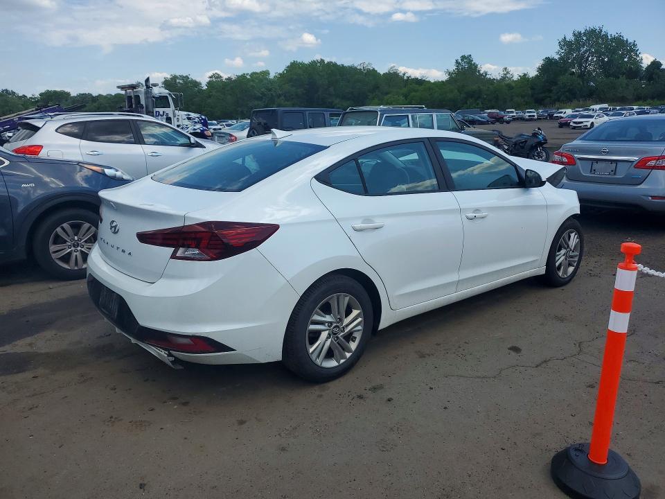54254736 :رقم المزاد ، 5NPD84LFXKH438631 vin ، 2019 Hyundai Elantra مزاد بيع
