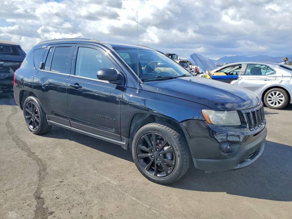 2015 Jeep Compass მანქანა იყიდება აუქციონზე, vin: 1C4NJCBA9FD297801, აუქციონის ნომერი: 55015786