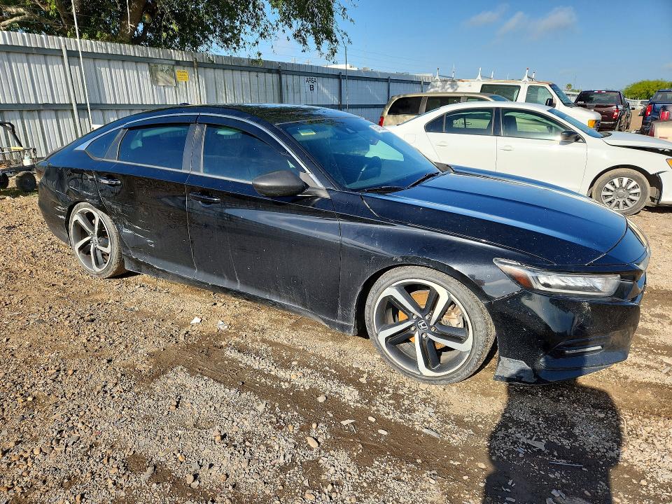 55410646 :رقم المزاد ، 1HGCV1F39KA016136 vin ، 2019 Honda Accord مزاد بيع