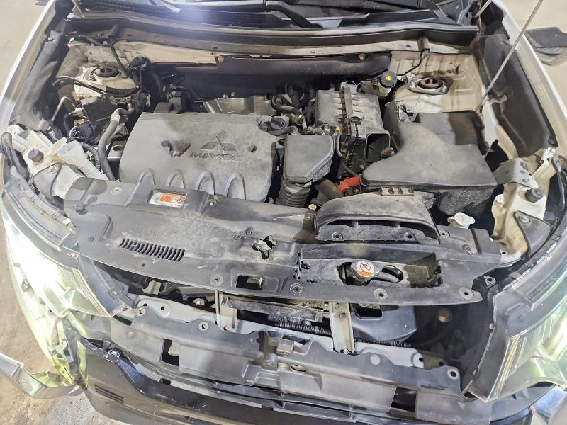 2019 Mitsubishi Outlander მანქანა იყიდება აუქციონზე, vin: JA4AZ3A33KZ005822, აუქციონის ნომერი: 55066756
