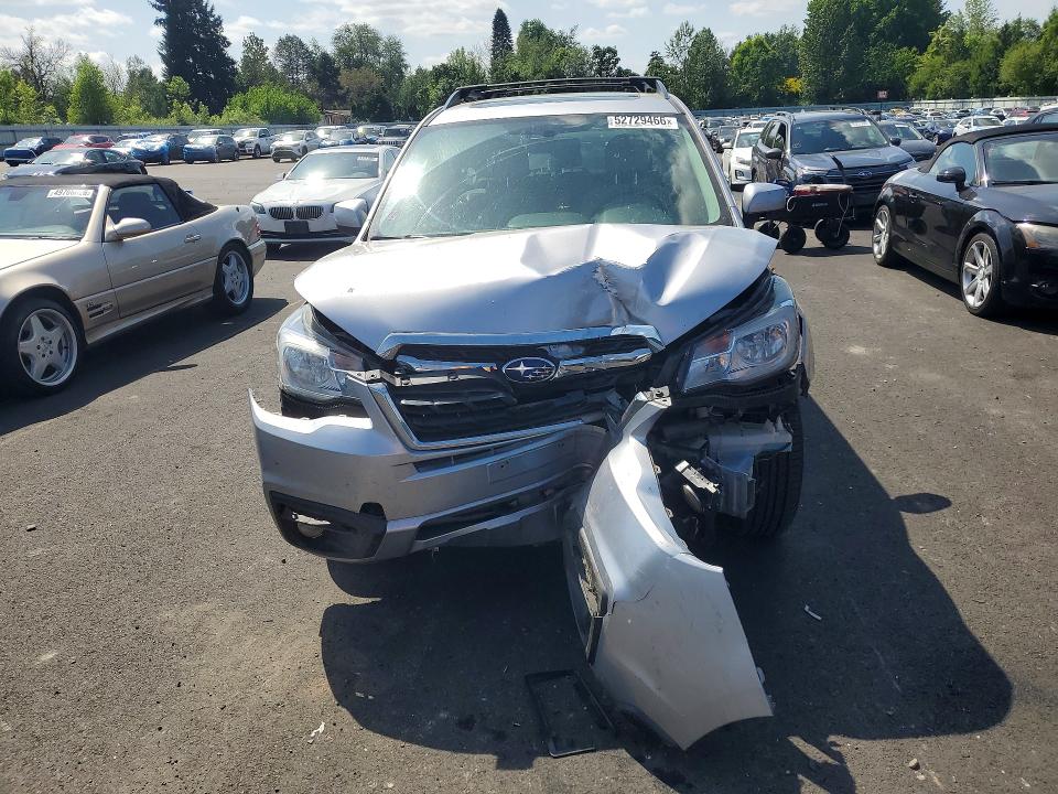 2017 Subaru Forester მანქანა იყიდება აუქციონზე, vin: JF2SJAEC0HH587796, აუქციონის ნომერი: 52729466