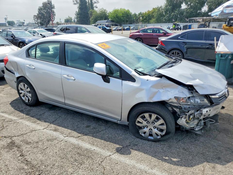 Продажа на аукционе авто 2012 Honda Civic, vin: 2HGFB2F56CH590242, номер лота: 51894716