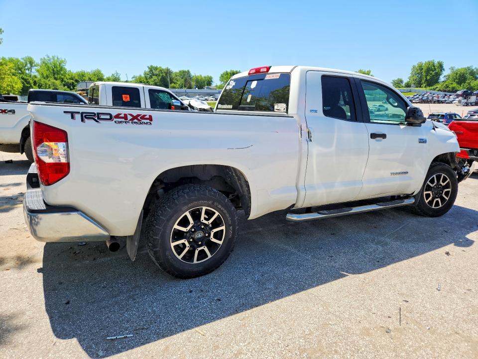 52929366 :رقم المزاد ، 5TFUW5F10GX502280 vin ، 2016 Toyota Tundra مزاد بيع