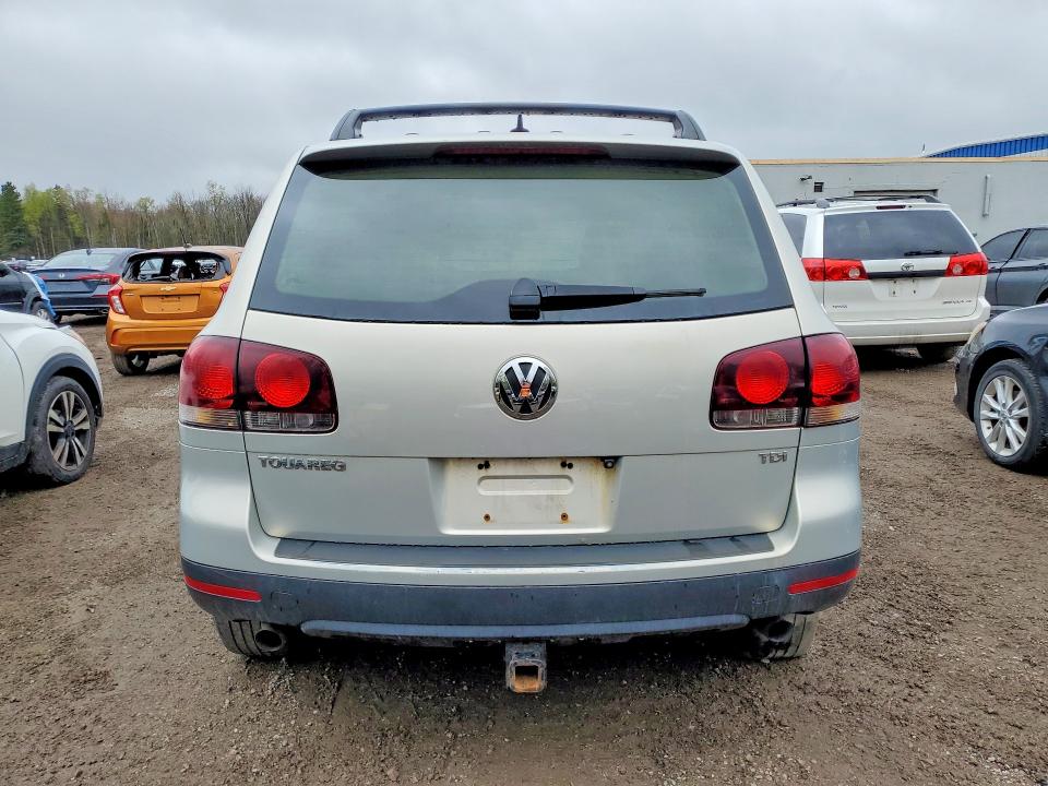 2010 Volkswagen Touareg მანქანა იყიდება აუქციონზე, vin: WVGFK6A96AD002782, აუქციონის ნომერი: 53200036