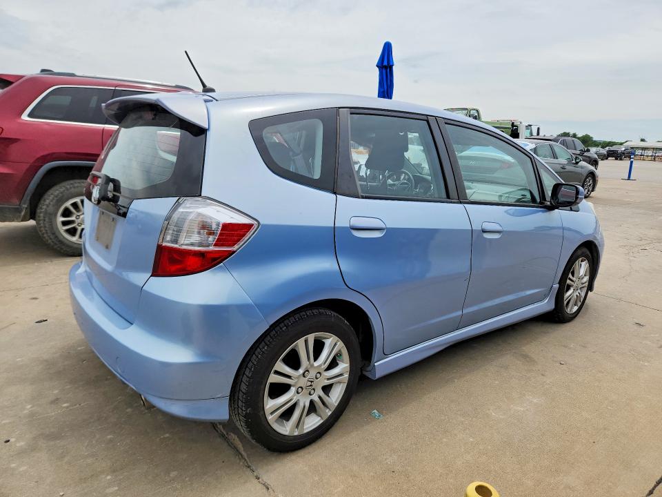 52507776 :رقم المزاد ، JHMGE8H48AC037723 vin ، 2010 Honda Fit مزاد بيع