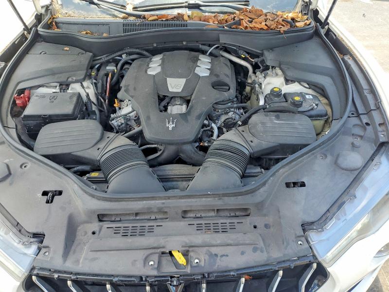 54822686 :رقم المزاد ، ZN661XUA6JX292117 vin ، 2018 Maserati Levante مزاد بيع
