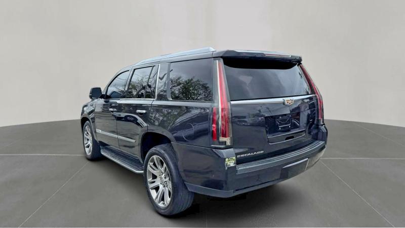 52432276 :رقم المزاد ، 1GYS4BKJ4KR364476 vin ، 2019 Cadillac Escalade مزاد بيع