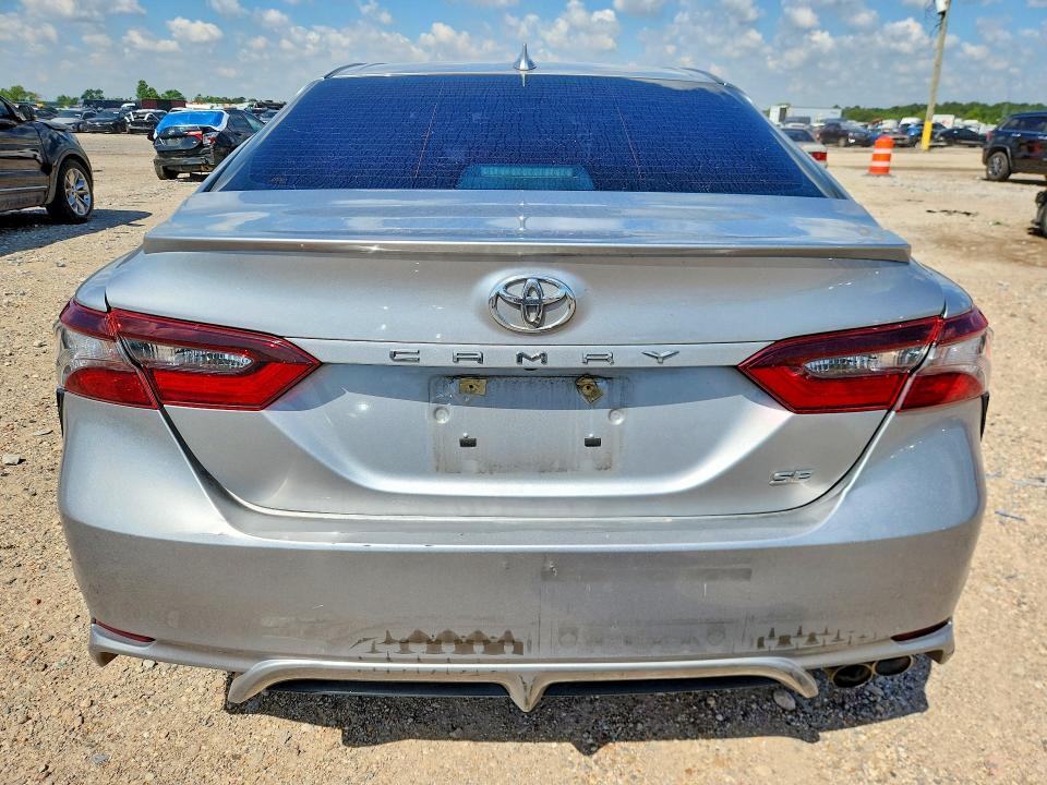 Продажа на аукционе авто 2022 Toyota Camry, vin: 4T1G11AK1NU019606, номер лота: 53432716