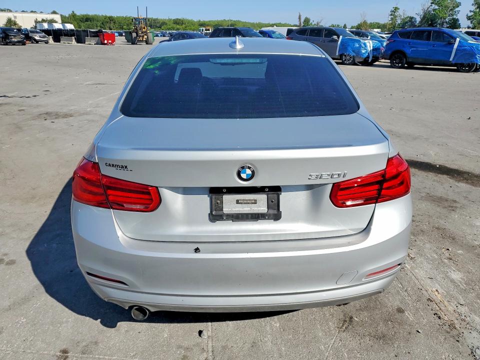 2018 Bmw 320 მანქანა იყიდება აუქციონზე, vin: WBA8A9C50JAH14606, აუქციონის ნომერი: 52711106