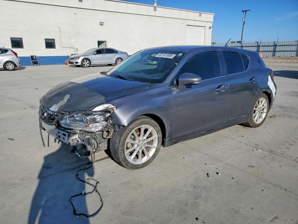 2013 Lexus Ct მანქანა იყიდება აუქციონზე, vin: JTHKD5BH8D2161783, აუქციონის ნომერი: 52131886