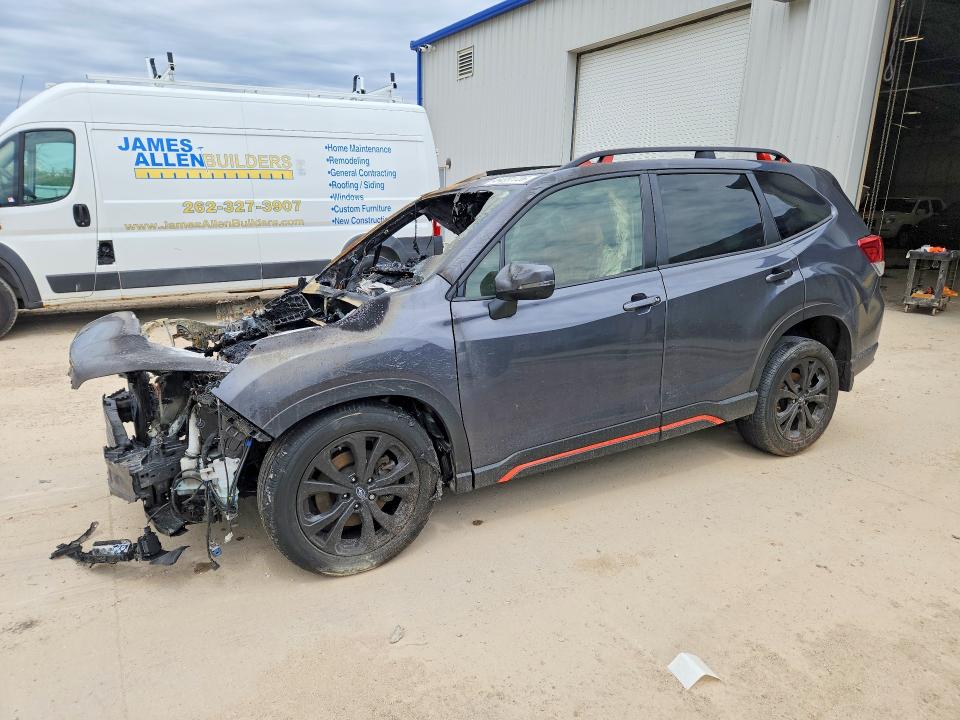 Продажа на аукционе авто 2023 Subaru Forester, vin: JF2SKAJC5PH476307, номер лота: 54281726
