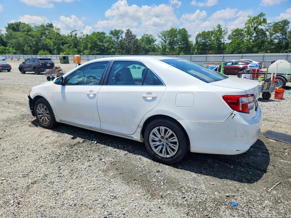 54224186 :رقم المزاد ، 4T1BF1FKXEU309038 vin ، 2014 Toyota Camry مزاد بيع