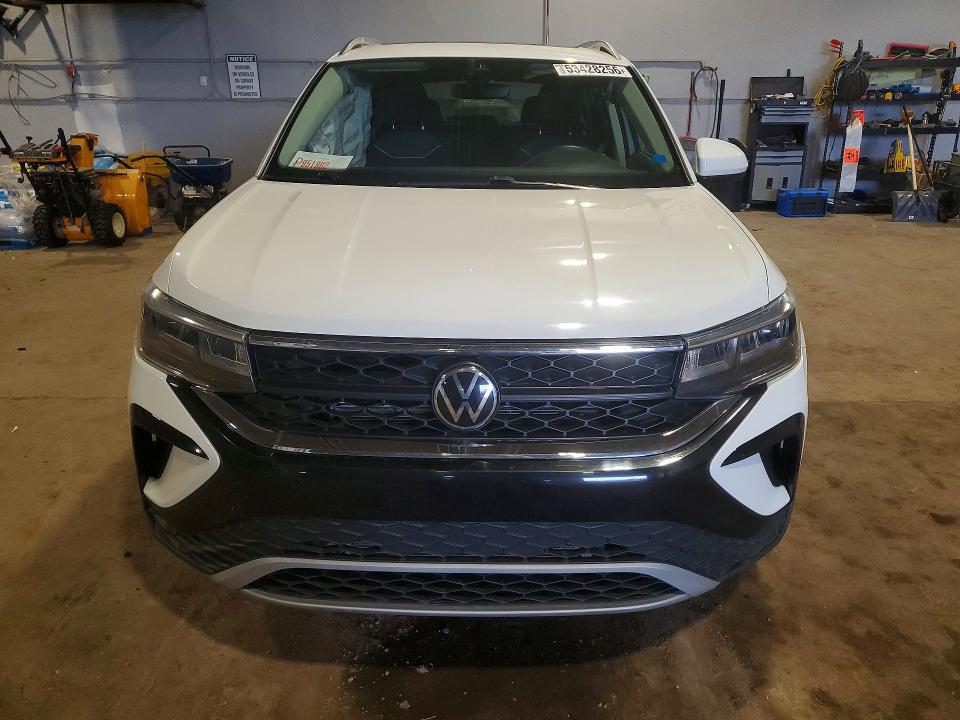 Продаж на аукціоні авто 2024 Volkswagen Taos, vin: 3VVEX7B29RM033518, номер лоту: 53428256