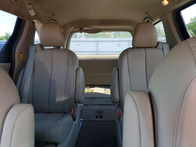 53931086 :رقم المزاد ، 5TDDK3DC0ES074010 vin ، 2014 Toyota Sienna مزاد بيع