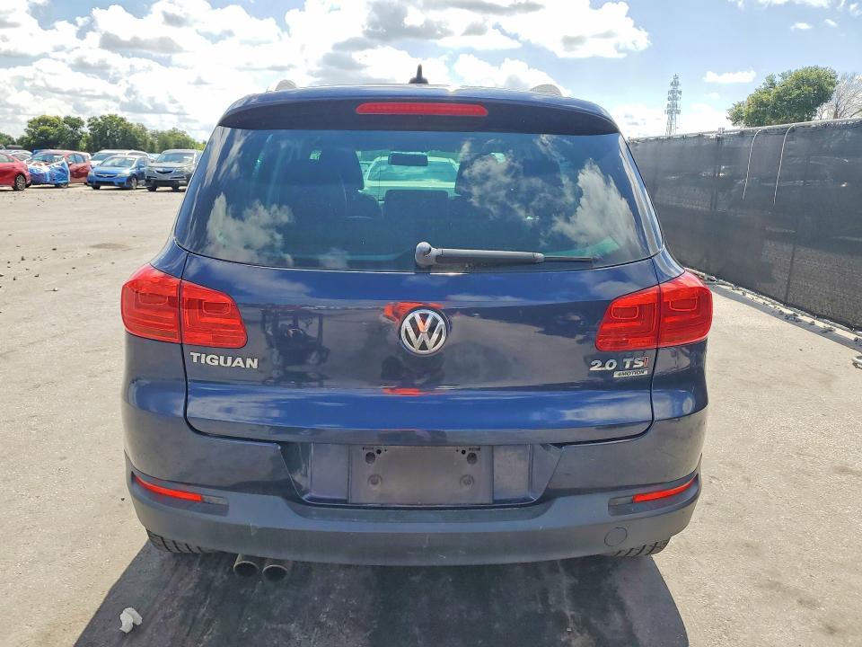 54011146 :رقم المزاد ، WVGBV7AX2FW599130 vin ، 2015 Volkswagen Tiguan مزاد بيع