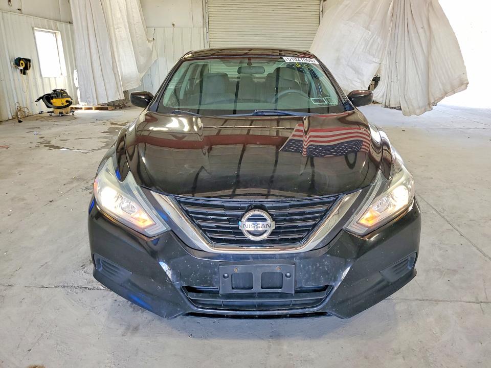 51827006 :رقم المزاد ، 1N4AL3APXJC110990 vin ، 2018 Nissan Altima مزاد بيع