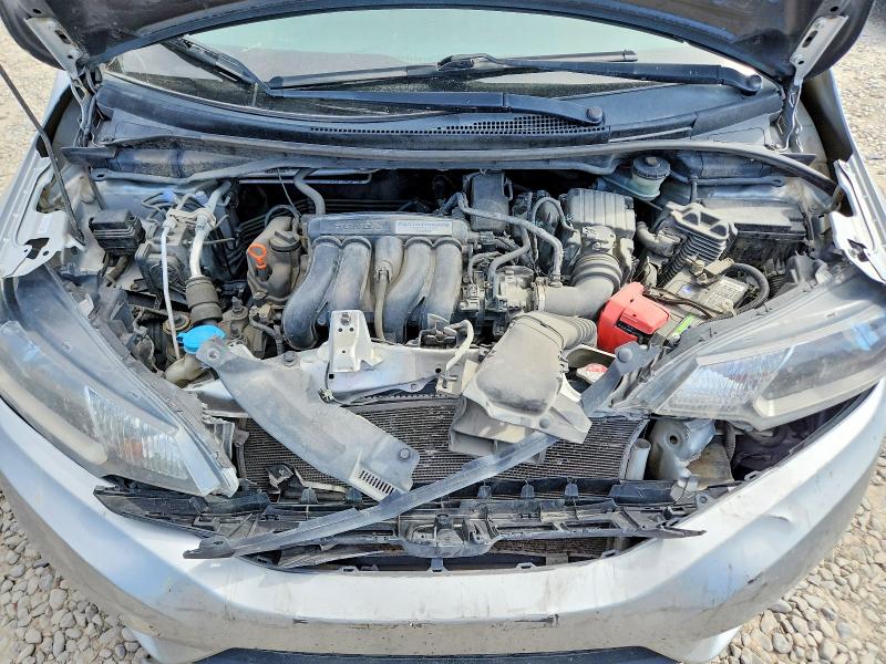 54425526 :رقم المزاد ، 3HGGK5H81FM775804 vin ، 2015 Honda Fit مزاد بيع