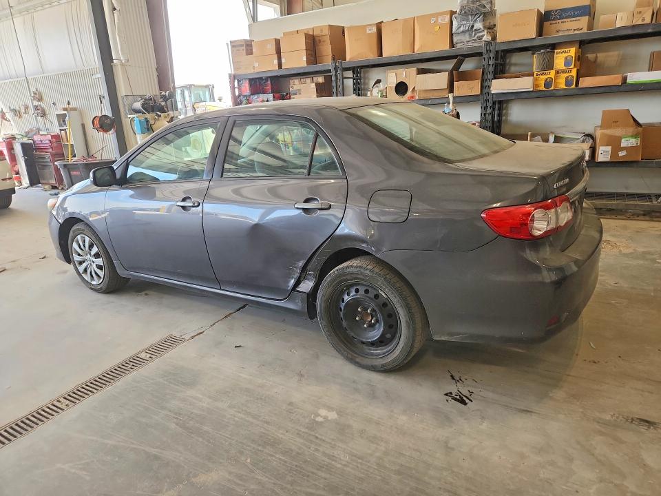 53247436 :رقم المزاد ، 5YFBU4EE1CP049002 vin ، 2012 Toyota Corolla مزاد بيع