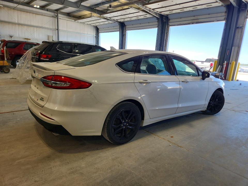 Продажа на аукционе авто 2020 Ford Fusion, vin: 3FA6P0HD9LR189285, номер лота: 52516496