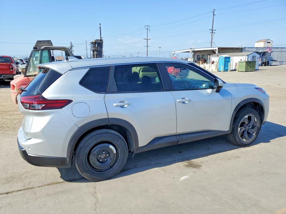 52901336 :رقم المزاد ، JN8BT3BB1SW155807 vin ، 2025 Nissan Rogue مزاد بيع