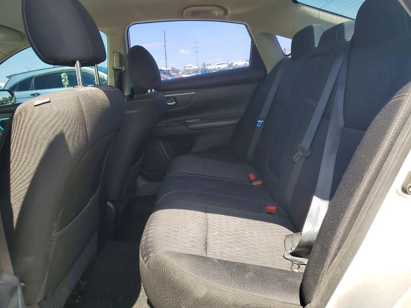 2017 Nissan Altima მანქანა იყიდება აუქციონზე, vin: 1N4AL3AP0HC207948, აუქციონის ნომერი: 51857306