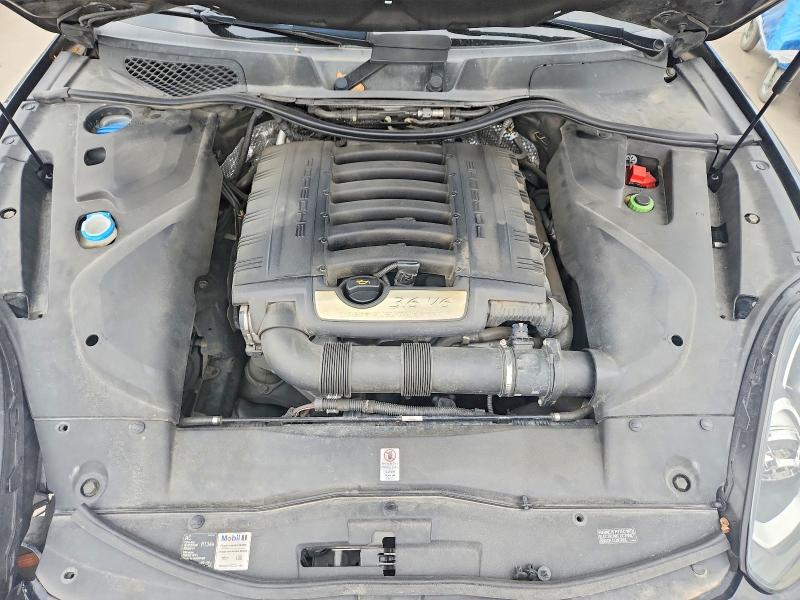 53967486 :رقم المزاد ، WP1AA2A27GLA05698 vin ، 2016 Porsche Cayenne مزاد بيع