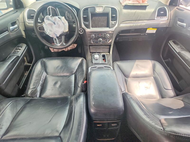 53720406 :رقم المزاد ، 2C3CCASG3NH236945 vin ، 2022 Chrysler 300 مزاد بيع