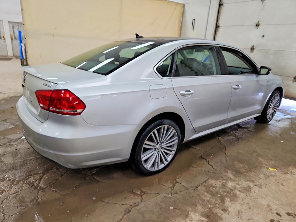 Продаж на аукціоні авто 2015 Volkswagen Passat, vin: 1VWBT7A35FC103713, номер лоту: 54819646