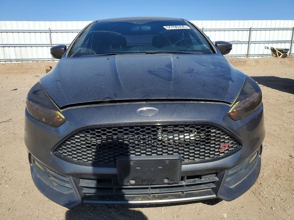 2017 Ford Focus მანქანა იყიდება აუქციონზე, vin: 1FADP3L9XHL206130, აუქციონის ნომერი: 54496356