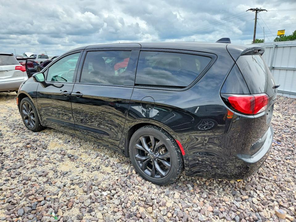 54677276 :رقم المزاد ، 2C4RC1FG6KR698437 vin ، 2019 Chrysler Pacifica مزاد بيع