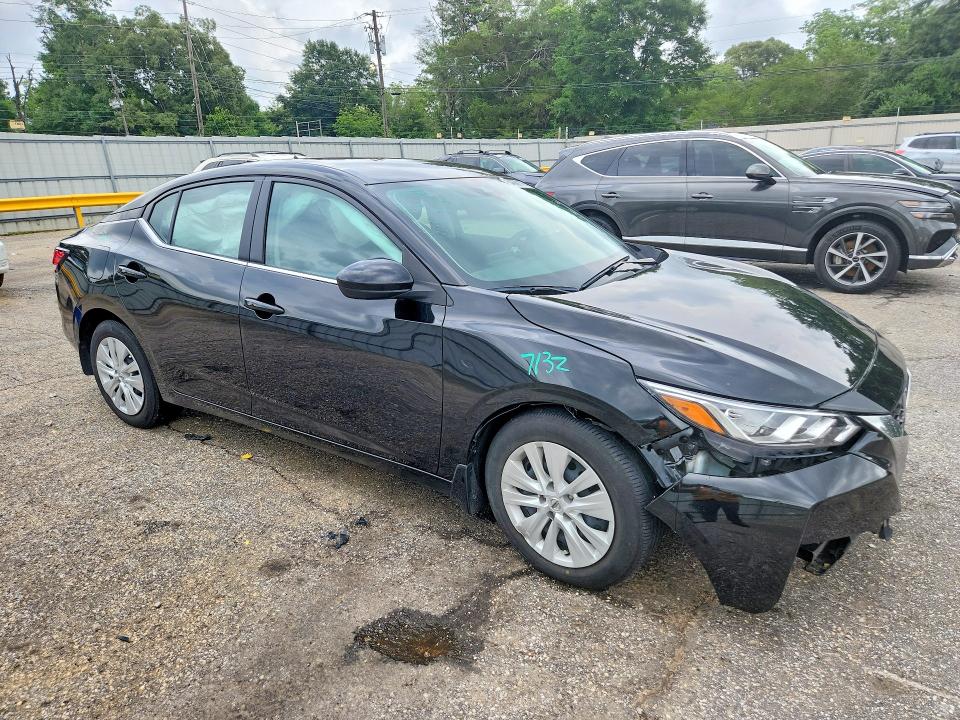 54689176 :رقم المزاد ، 3N1AB8BVXNY252618 vin ، 2022 Nissan Sentra مزاد بيع