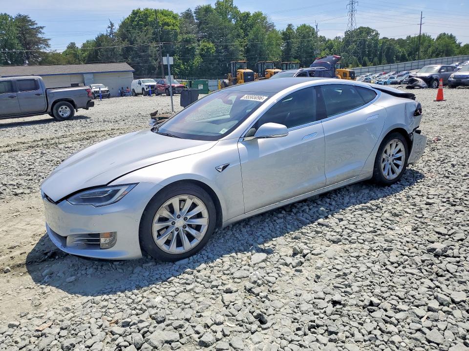 Продажа на аукционе авто 2017 Tesla Model S, vin: 5YJSA1E20HF199716, номер лота: 55565096