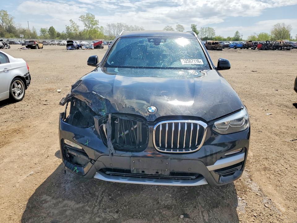52567116 :رقم المزاد ، 5UXTR9C58KLD90685 vin ، 2019 Bmw X3 مزاد بيع