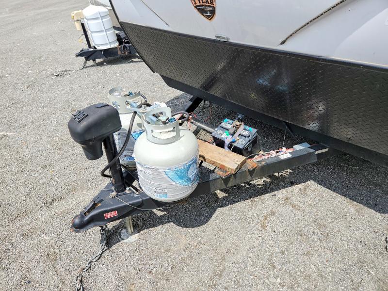 Продажа на аукционе авто 2022 Coleman Travel Trailer, vin: 4YDTCMG11NM942310, номер лота: 52858366
