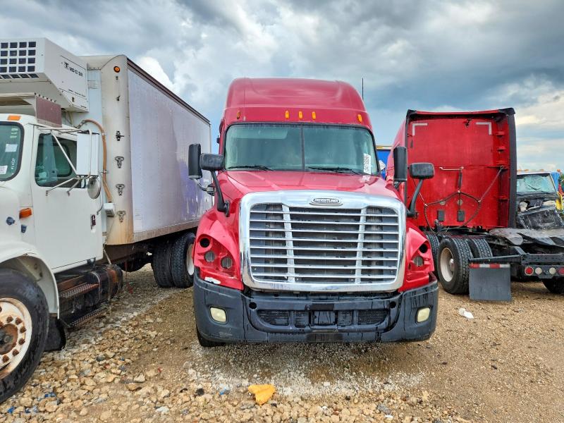 Продажа на аукционе авто 2012 Freightliner Cascadia 125, vin: 1FUJGLDR2CLBD7641, номер лота: 54710096