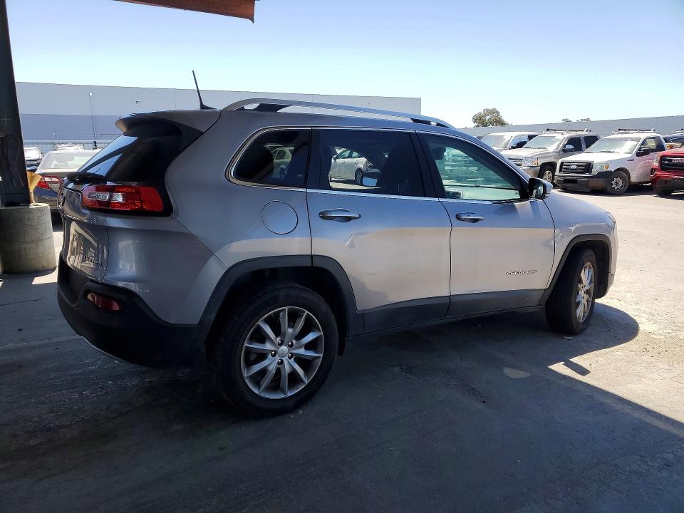 53648126 :رقم المزاد ، 1C4PJMDB8JD564620 vin ، 2018 Jeep Cherokee مزاد بيع