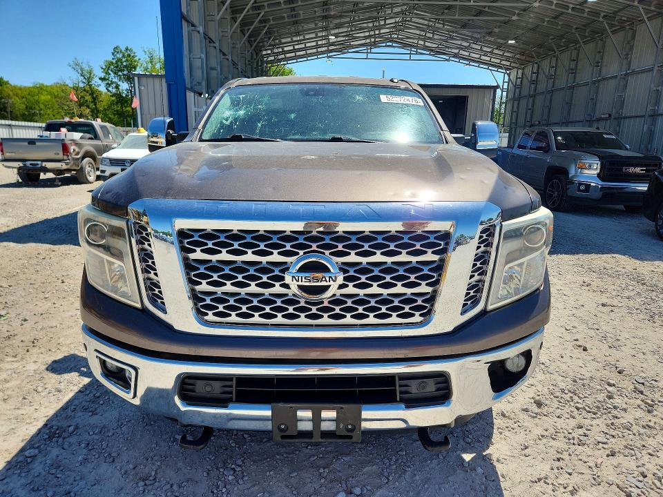 53272476 :رقم المزاد ، 1N6BA1F2XGN505378 vin ، 2016 Nissan Titan Xd مزاد بيع