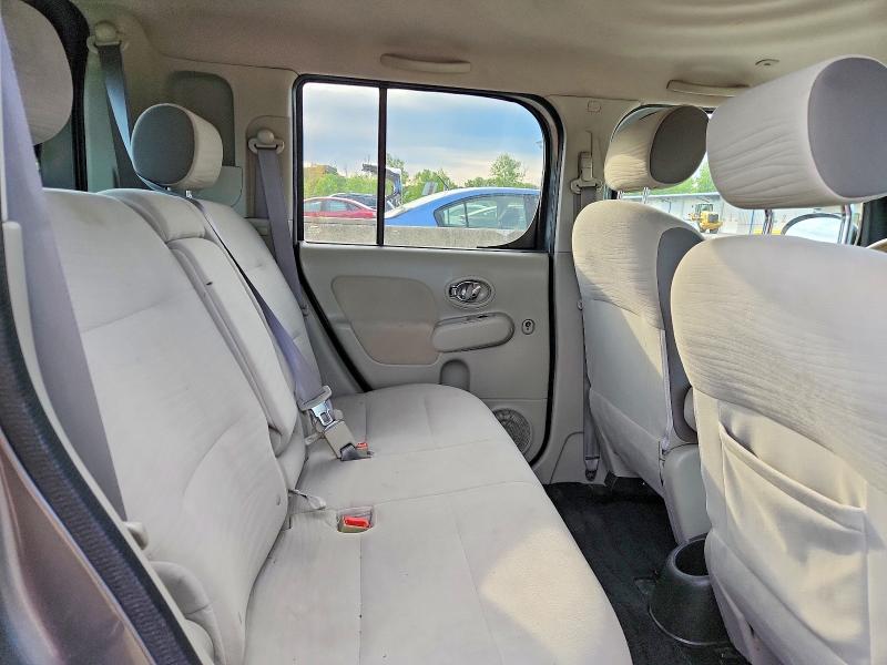 54142656 :رقم المزاد ، JN8AZ2KR8AT162173 vin ، 2010 Nissan Cube مزاد بيع