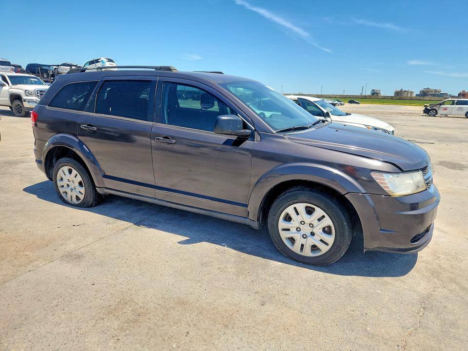 51529766 :رقم المزاد ، 3C4PDCAB9JT272958 vin ، 2018 Dodge Journey مزاد بيع