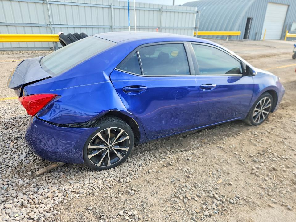 2017 Toyota Corolla მანქანა იყიდება აუქციონზე, vin: 5YFBURHE1HP710110, აუქციონის ნომერი: 52754666