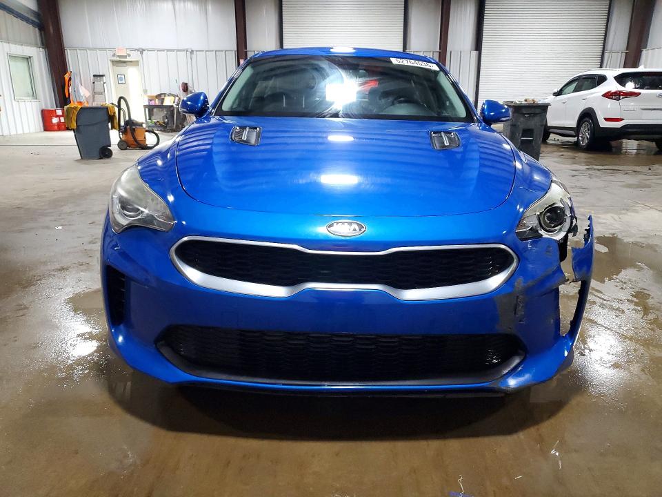 2019 Kia Stinger მანქანა იყიდება აუქციონზე, vin: KNAE15LA0K6058093, აუქციონის ნომერი: 52764536
