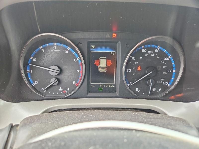 Продаж на аукціоні авто 2018 Toyota Rav4, vin: 2T3BFREV4JW780940, номер лоту: 55171256