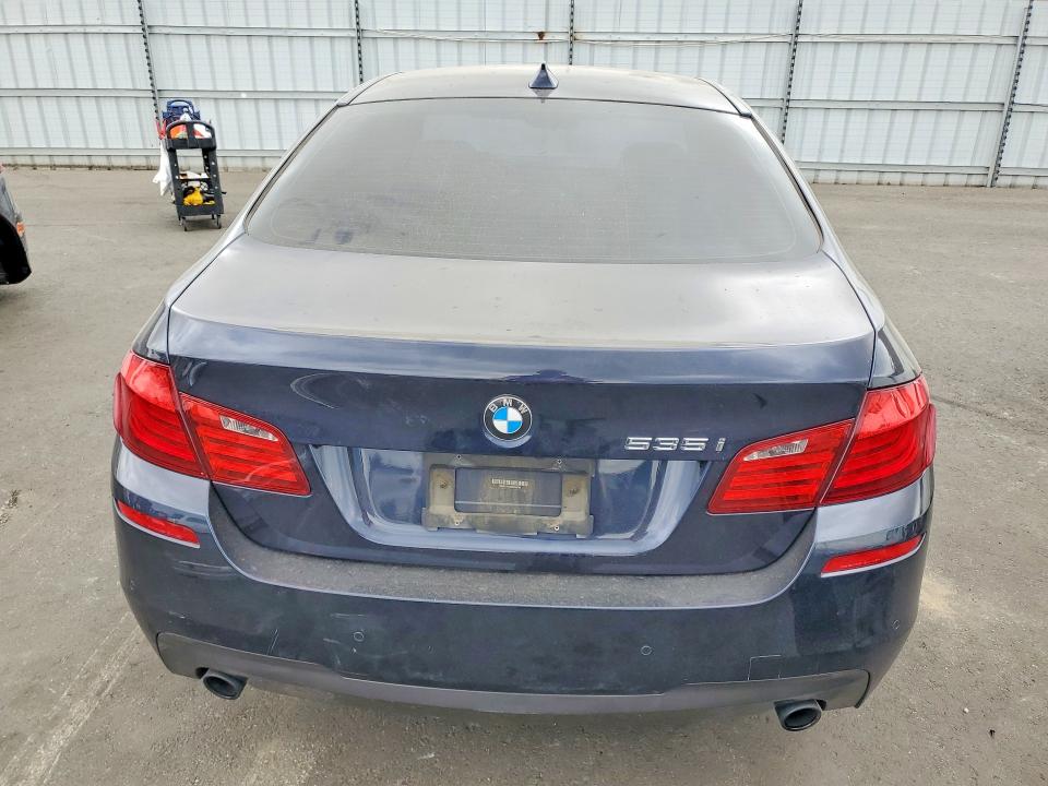 54882666 :رقم المزاد ، WBAFR7C5XDC828784 vin ، 2013 Bmw 535 مزاد بيع