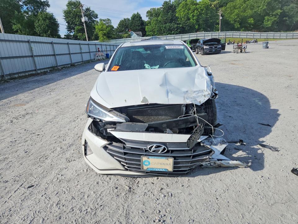 2020 Hyundai Elantra მანქანა იყიდება აუქციონზე, vin: 5NPD84LF5LH543711, აუქციონის ნომერი: 53220646