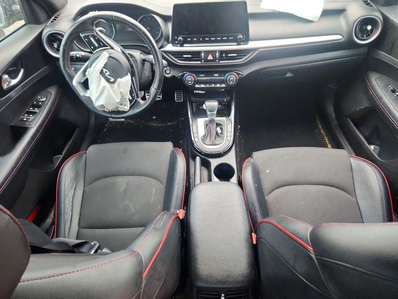 55099346 :رقم المزاد ، 3KPF44AC4NE438792 vin ، 2022 Kia Forte مزاد بيع