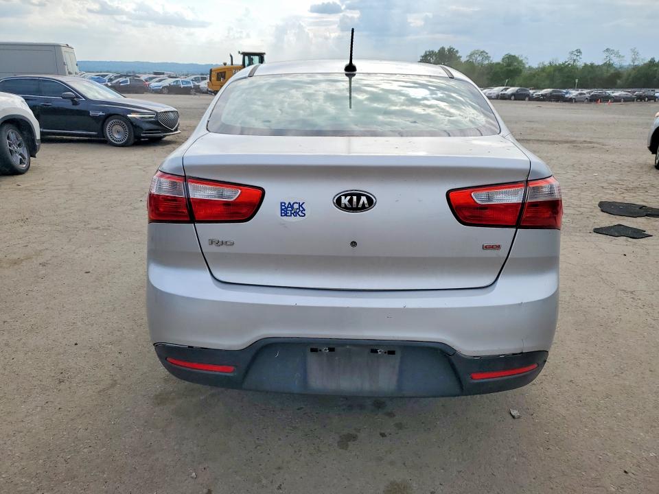 54297636 :رقم المزاد ، KNADM4A35F6457511 vin ، 2015 Kia Rio مزاد بيع