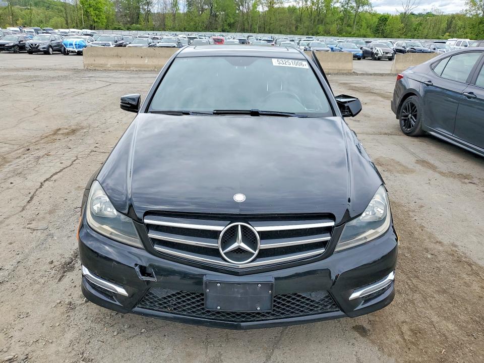 Продажа на аукционе авто 2014 Mercedes-benz C, vin: WDDGF8AB1EG253974, номер лота: 53251006