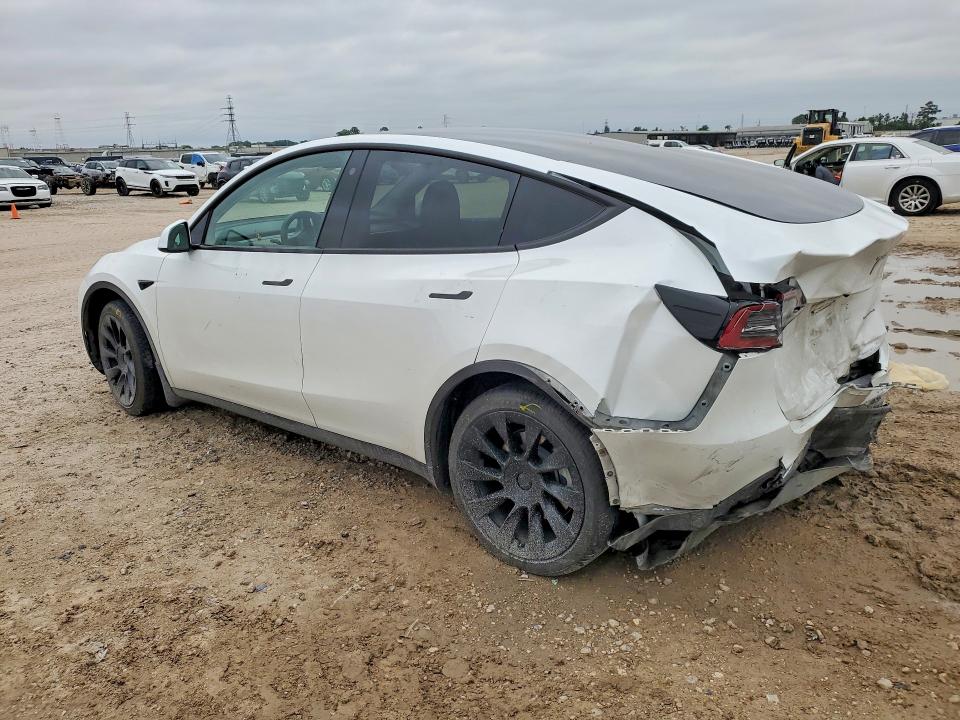 2023 Tesla Model Y მანქანა იყიდება აუქციონზე, vin: 7SAYGAEE5PF757354, აუქციონის ნომერი: 51915366