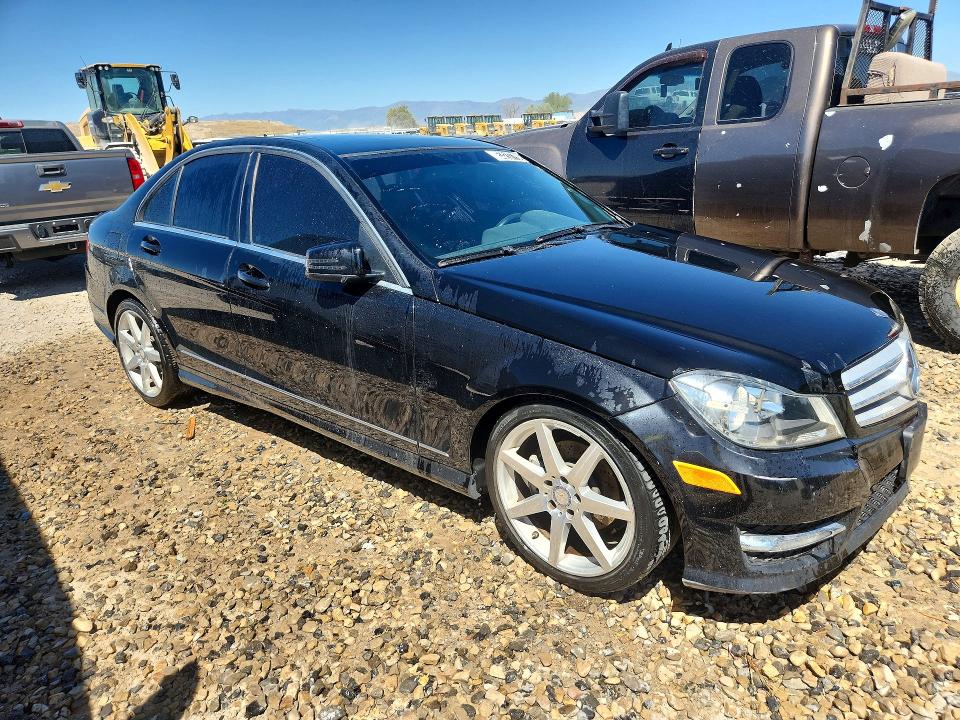 Продаж на аукціоні авто 2013 Mercedes-benz C, vin: WDDGF4HB9DR263783, номер лоту: 53287756